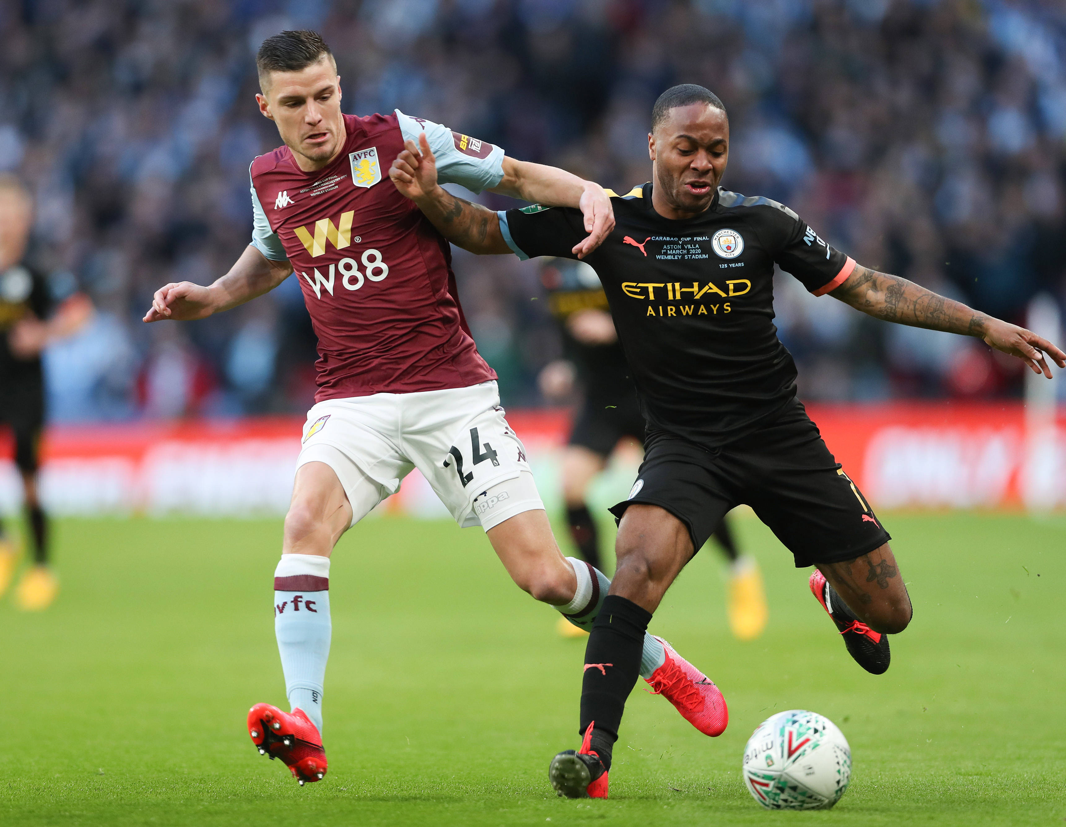 澳超半场：维迪奇补时扳平，奥克兰FC暂1-1布里斯班狮吼（澳超半场战报：维迪奇补时扳平，奥克兰FC暂与布里斯班狮吼1-1）