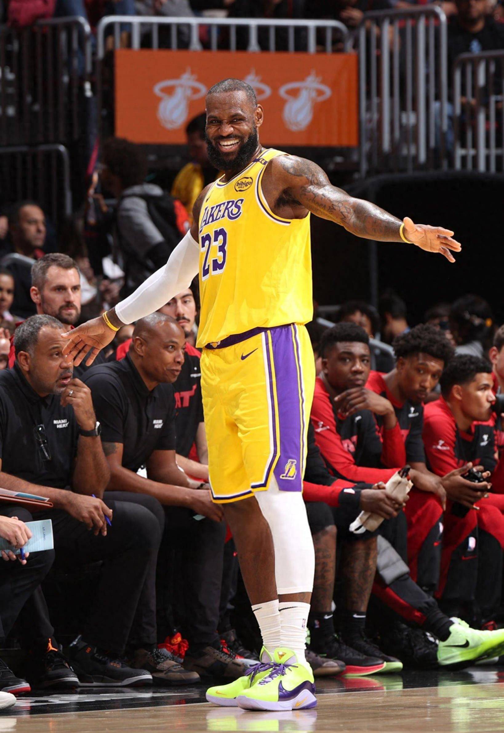 官方：麦克托米奈当选2025意大利足球盛典年度最佳球员（官宣：麦克托米奈荣膺2025年意大利足球盛典年度最佳球员）