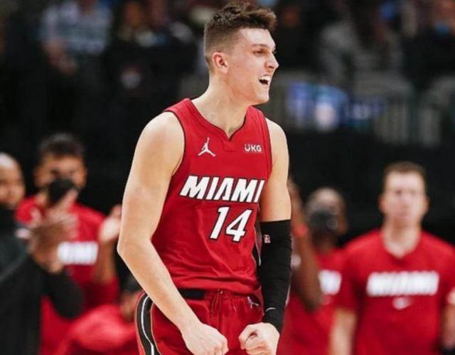 法国队官方：明年3月将在美国先后对阵巴西队和哥伦比亚队（法国队官宣：明年3月在美先后对阵巴西与哥伦比亚）