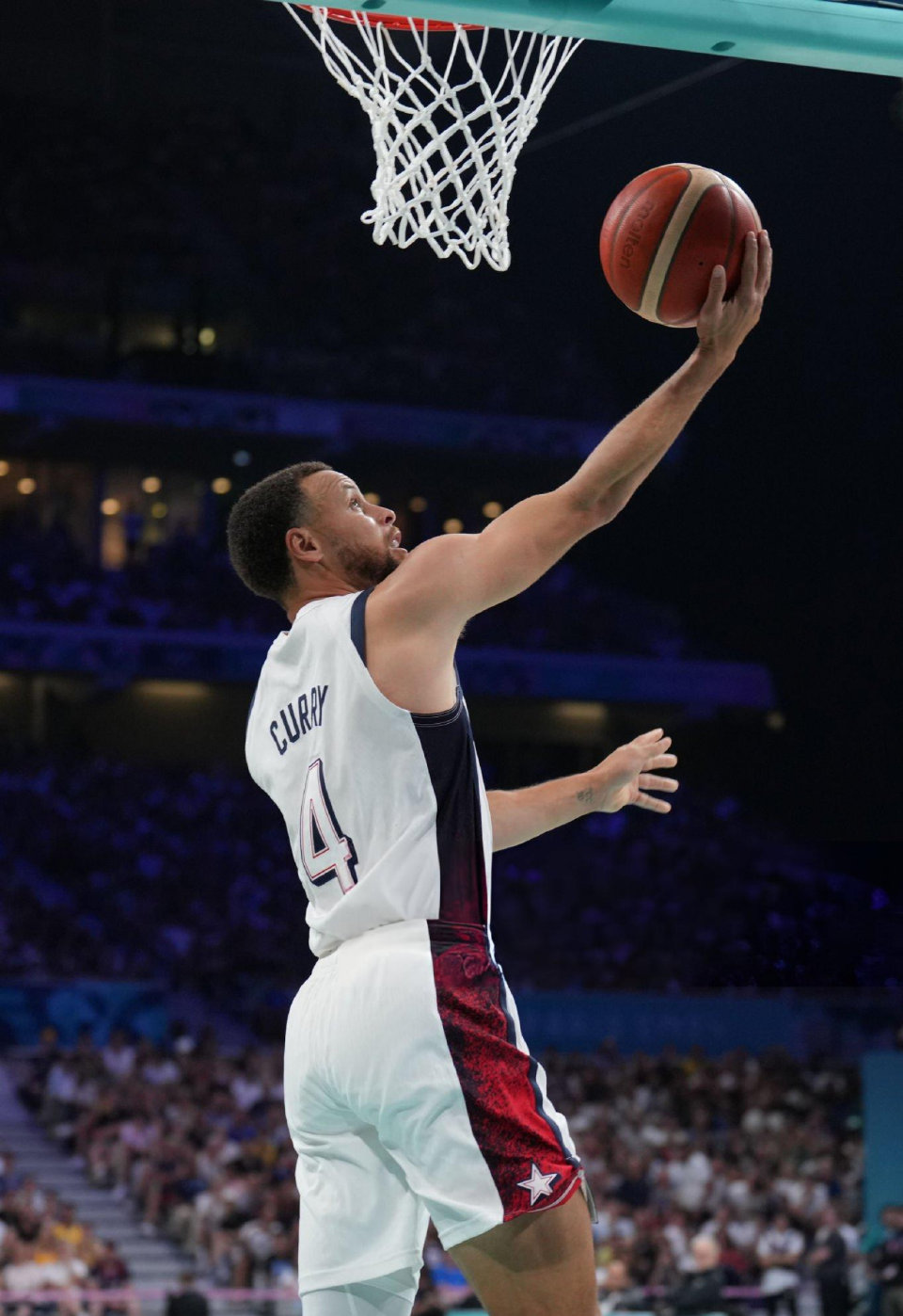 费迪南德：阿森纳不需要埃泽，当然他也可以提升板凳深度（费迪南德：阿森纳不必引进埃泽，但他可增强替补厚度）