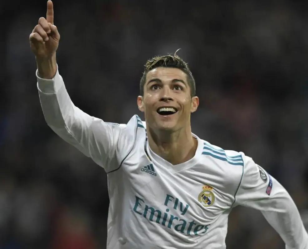 虎父无犬子，路易斯-布冯代表捷克U19上演帽子戏法