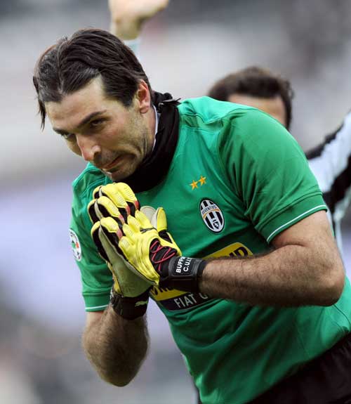 加图索：哈兰德在上半场几乎碰不到球；我们会承担责任（加图索：哈兰德上半场几乎未触球，我们会承担责任）