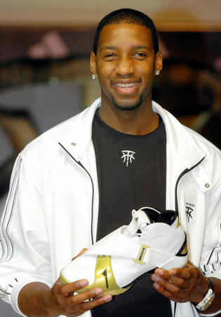 葡体主帅：尤文左路是他们最强的一侧，对我们起到很好的压制（葡体主帅：尤文左路火力最强，对我们压制明显）